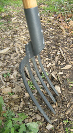 KYLIN Lady Prong Lightweight All Steel Single Tine Digging Fork Makes Digging Easier-No More Broken Wooden Handles 